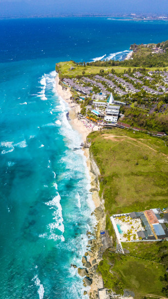鸟瞰印尼巴厘岛的Bingin海滩图片下载