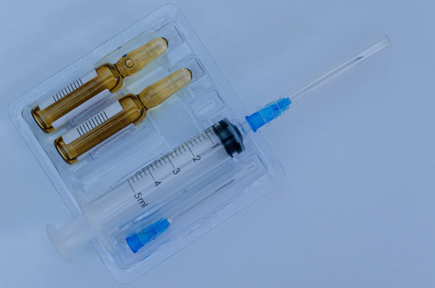 注射器和安瓿，俯视图图片下载