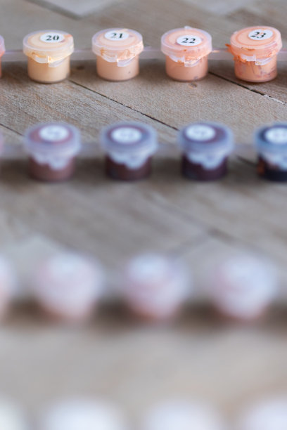 丙烯酸涂料图片下载