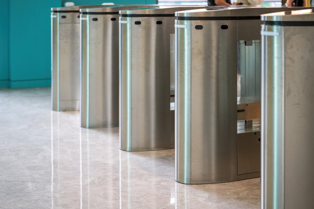 景区入口处自动检票口机器检票口特写图片下载