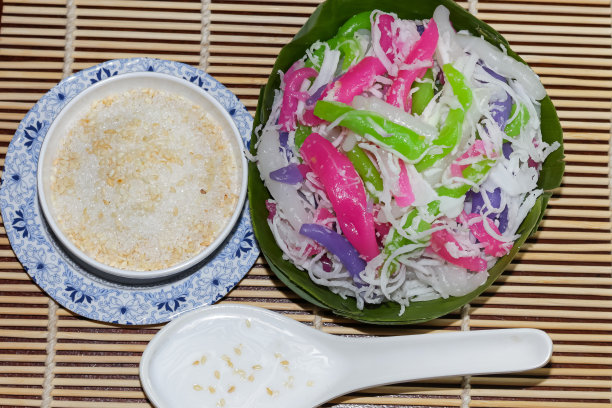 泰国甜点椰奶汤圆图片下载