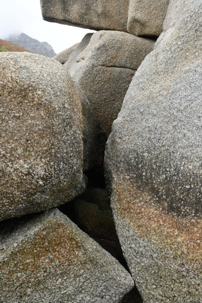 大的石头图片下载