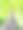 放松抽象特写树干到绿叶的大树在森林模糊的背景-股票照片图片下载