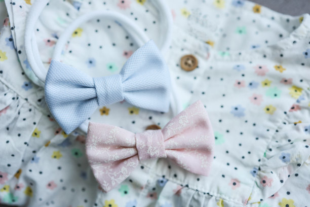 新生儿发饰特写图片下载