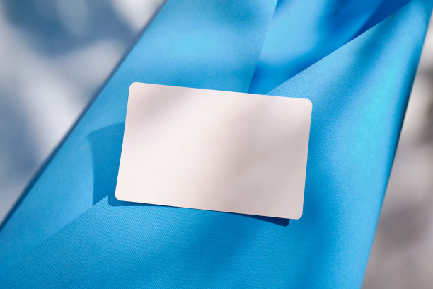 空白的名片，彩色背景的明信片。放置文字和信息的地方。模型图片下载