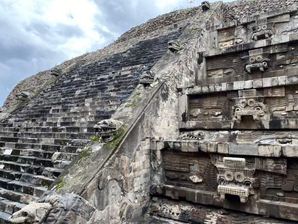 特奥蒂瓦坎楼梯图片下载