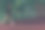 在体育馆晨跑。有电话的那个女孩喜欢运动。图片下载