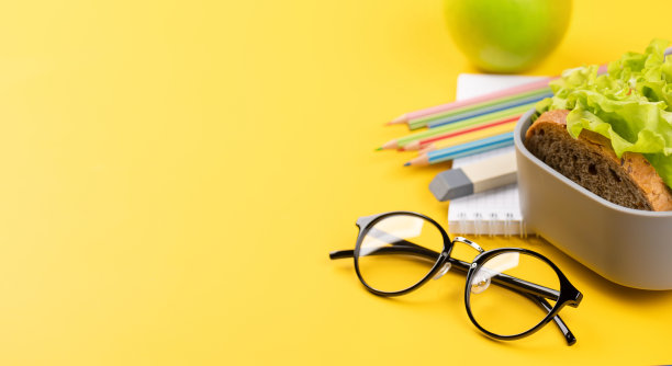 学习用品，文具和午餐盒图片下载