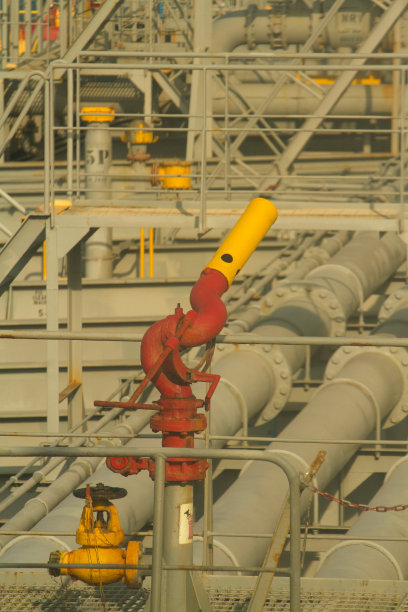 船上的水炮图片下载