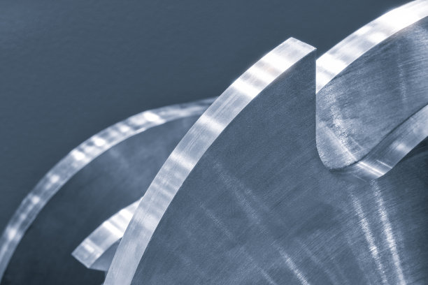 用于工业设备的几种金属铣刀。工业工具背景。特写镜头。图片下载