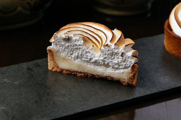 各式各样的甜点。咖啡店的菜单。咖啡店的甜点。图片下载