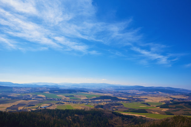 有山脉和山谷的自然景观图片下载
