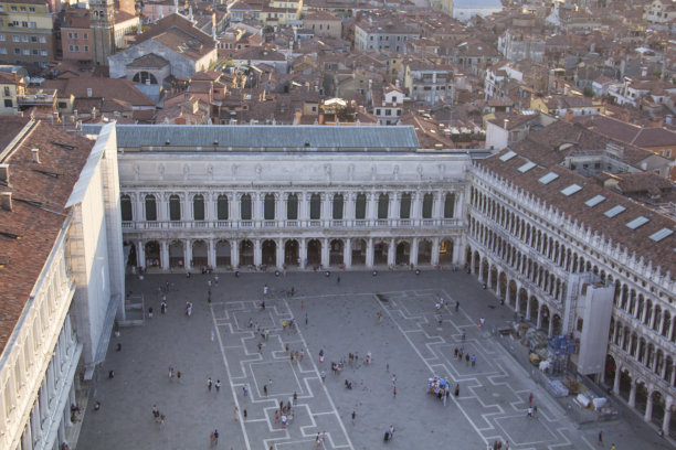 威尼斯泻湖和威尼斯的美景图片下载