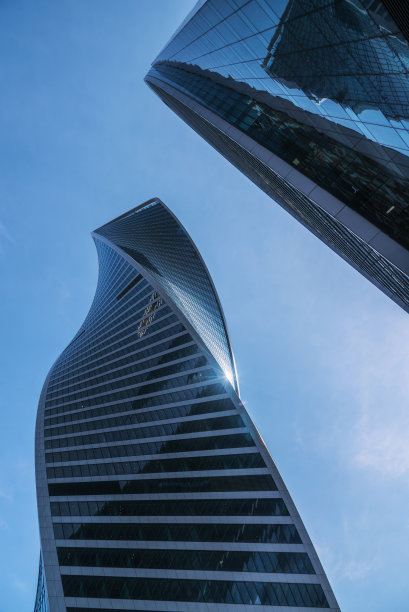 莫斯科商业区的摩天大楼以天空为背景。莫斯科。俄罗斯图片下载