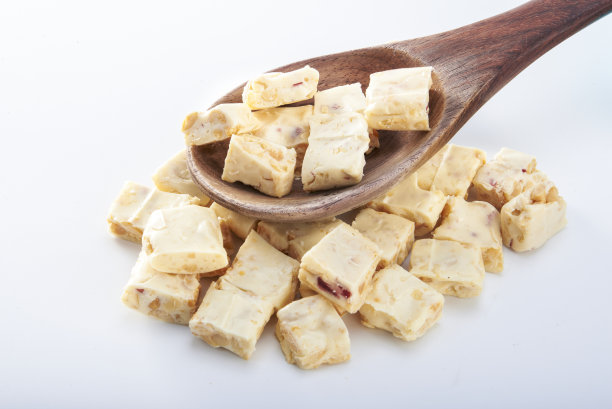 一堆美味的牛轧糖图片下载