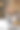女商人在办公室吃健康零食。图片下载