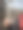 一名女子手持可续装的安全水瓶的部分照片。图片下载
