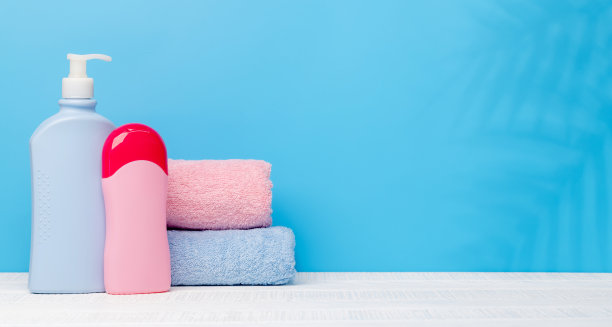 身体护理用品和浴室毛巾图片下载