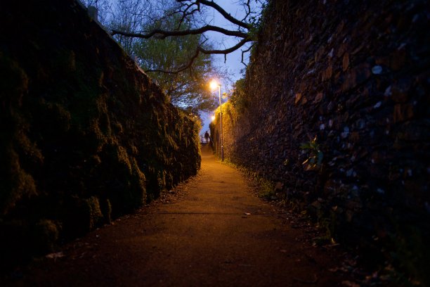 点燃巷图片下载