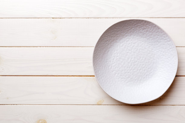 木制背景上的空光板的顶视图。为你的设计留出空间图片下载