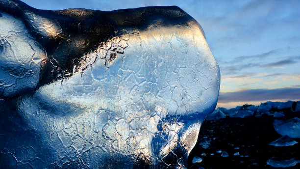 黑砂钻石海滩图片下载