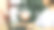 人工智能学习和商业人工智能，现代，观念的转变和数字时代商业技术的采用，在笔记本电脑上工作的女商人。图片下载
