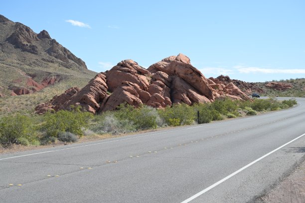 内华达州的红石沙丘小径。图片下载