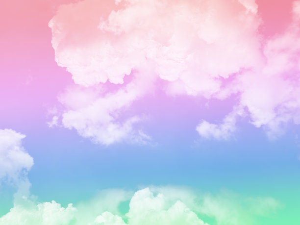 美丽甜美，柔和的绿色紫罗兰色，天空中有毛茸茸的云。多色彩虹图像。抽象幻想生长之光图片下载