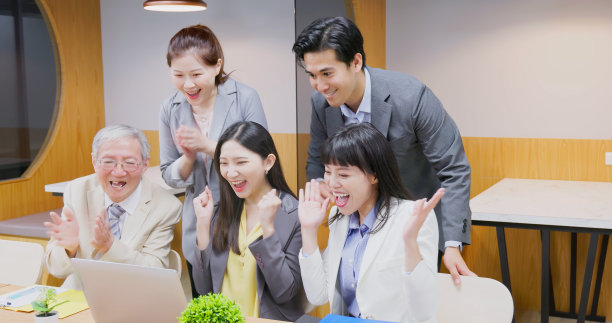 小组会议公司头脑风暴图片下载