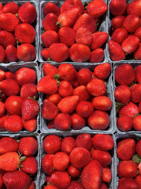 市场里的草莓盒图片下载