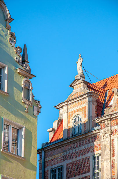 格但斯克老城绿门的组成部分。建于16世纪，是通往格但斯卡皇家路线的入口。博物馆的角落和绿门。图片下载