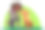 非洲女孩和她的狗在公园里玩耍。图片下载