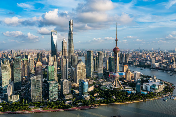 上海的天际线和现代建筑图片下载