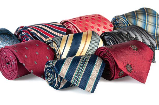 白色背景上的彩色领带图片下载