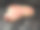多汁的上等牛排在热烤架上滋滋作响的特写图片下载