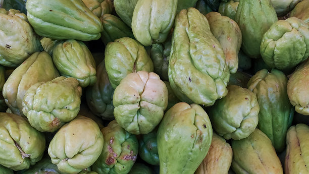 绿色树叶特写，食物背景图片下载