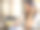 亚洲女性喜欢在家里用信用卡和笔记本电脑网购。图片下载