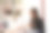 IT公司人力资源经理在线面试女生应聘者。自信的女孩带着笔记本电脑在咖啡馆里通过视频交流和谈论自己。申请工作。图片下载