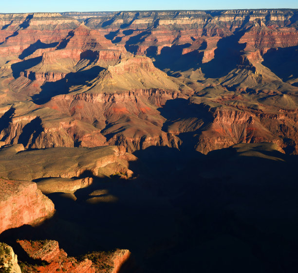 朦胧的蓝天大峡谷亚利桑那州图片下载
