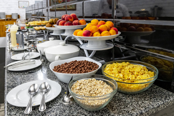 自助早餐概念，豪华酒店的早餐时间图片下载