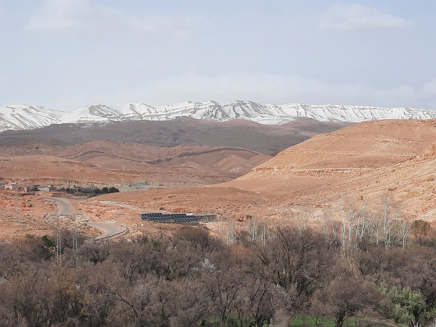 照片来自大自然，天空，水，树，山和艺术，抽象图片下载