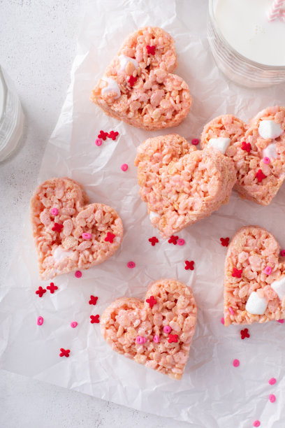 情人节礼物:心形米花糖图片下载