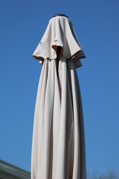 封闭式天井伞图片下载