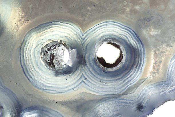 摘要原矿物晶体是宝石的纹理材料。图片下载