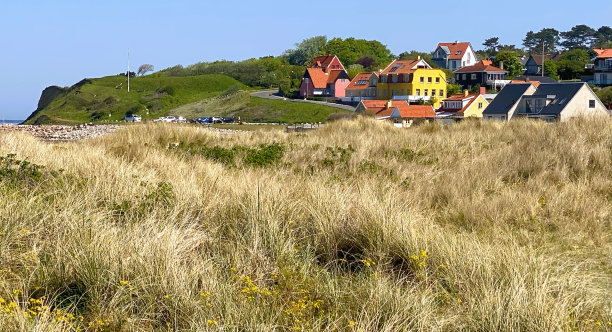 海边的老渔村，人烟稀少图片下载