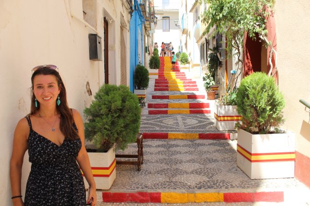 在卡尔佩的楼梯上图片下载