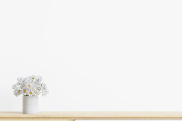 三维渲染的一个花瓶的花在一个木制的表面与空间的文字图片下载