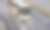 公共汽车沿着郊区的高速公路行驶图片下载