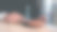 社交媒体互联网网络连接概念，商人手持屏幕上的短信手机聊天朋友，搜索互联网信息技术设备联系图片下载
