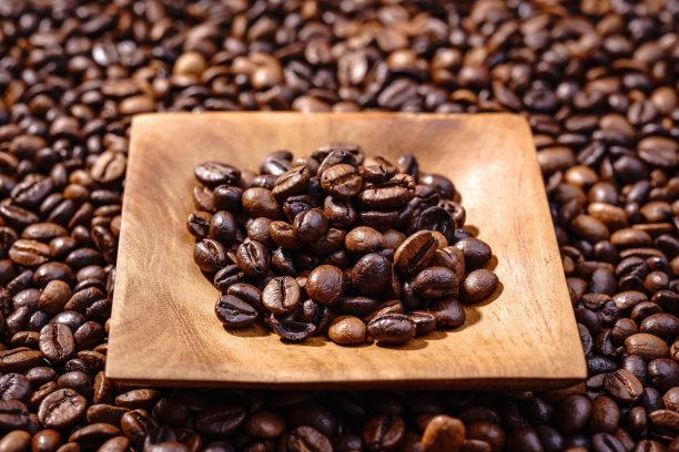 烤咖啡豆图片下载